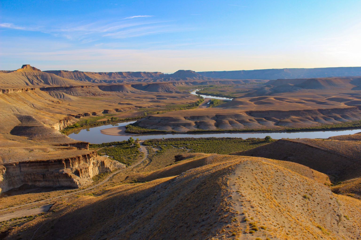 White water rafting on Green River Utah – Mild to Wild Rafting & Jeep Tours