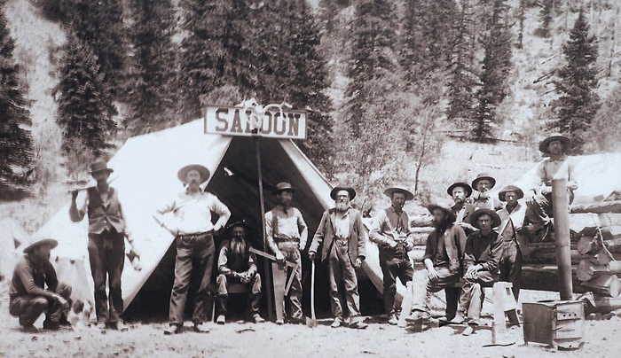 Creede early mining days saloon - Mild to Wild 