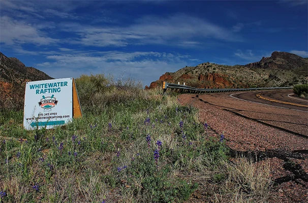 A sign points the way to the Mild 2 Wild Salt River Outpost