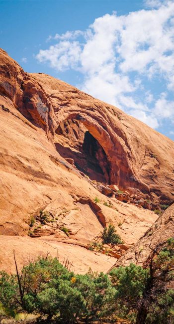 Longbow Arch Trail In Moab, Utah - Mild to Wild Rafting & Jeep Tours